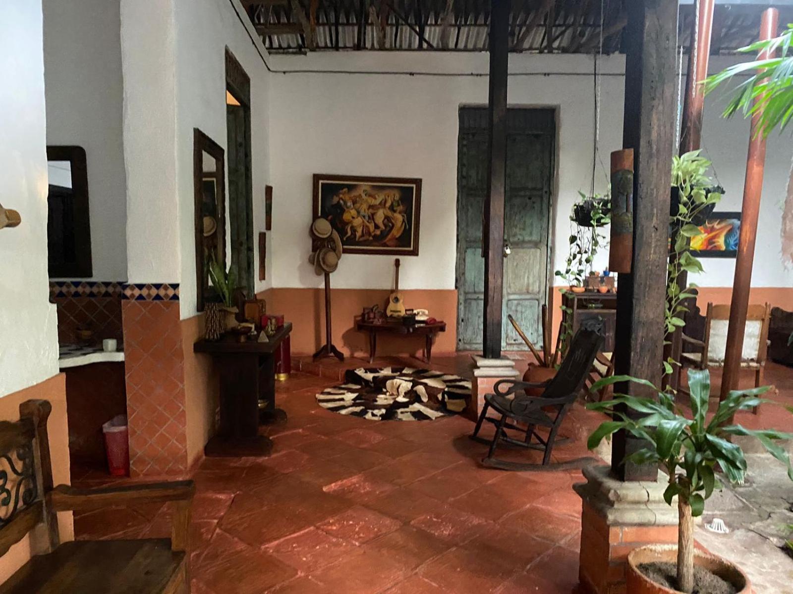 Hotel Dona Hilda San Martin  ภายนอก รูปภาพ