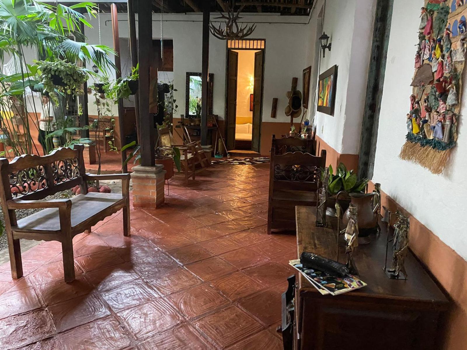 Hotel Dona Hilda San Martin  ภายนอก รูปภาพ
