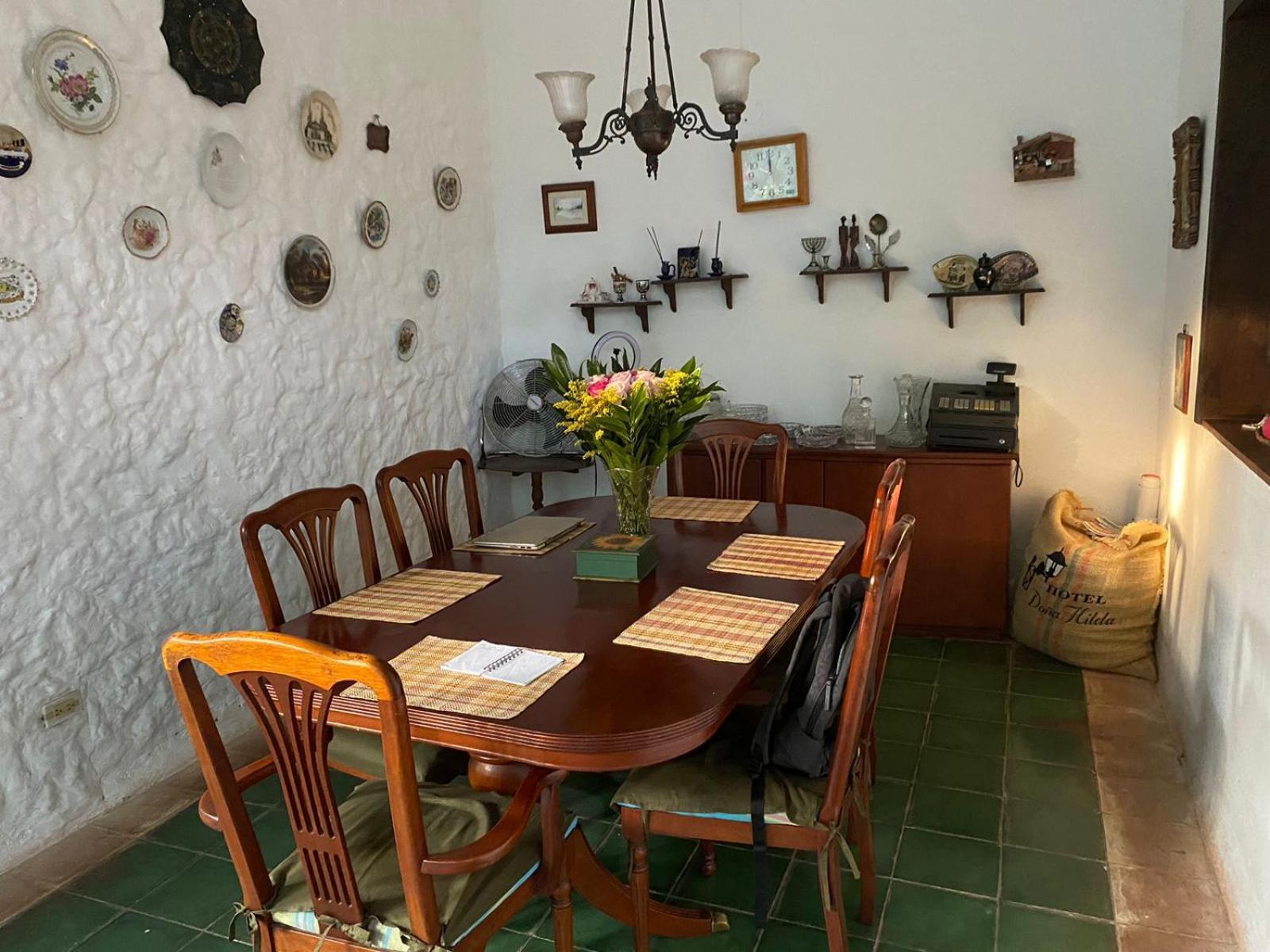 Hotel Dona Hilda San Martin  ภายนอก รูปภาพ